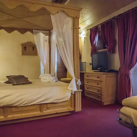 Capriolo Hotel