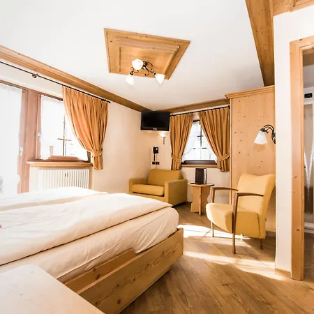 Capriolo Hotel 3*