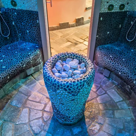 Hotel Capriolo 3*